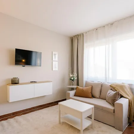 Apartment Air & Fair *